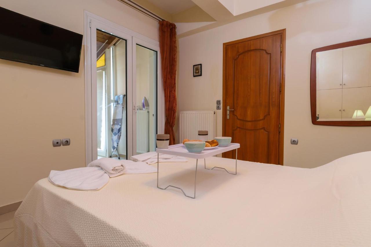 Central Penthouse In Quiet Neighborhood Near Sandy Beach Chania  ภายนอก รูปภาพ